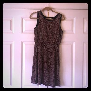 Sleeveless dress